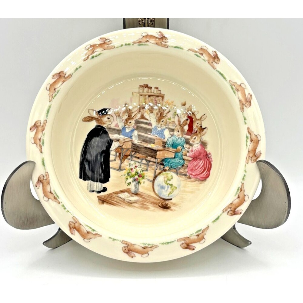 Royal Doulton Bunnykins English Fine Bone China Baby Bowl Classroom Vintage EUC